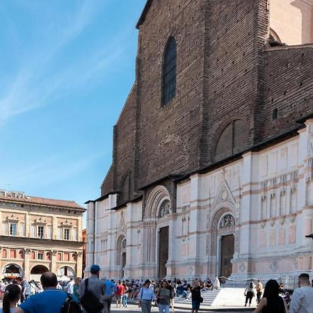 Piazza Nettuno Rooms Bolonia Zewnętrze zdjęcie