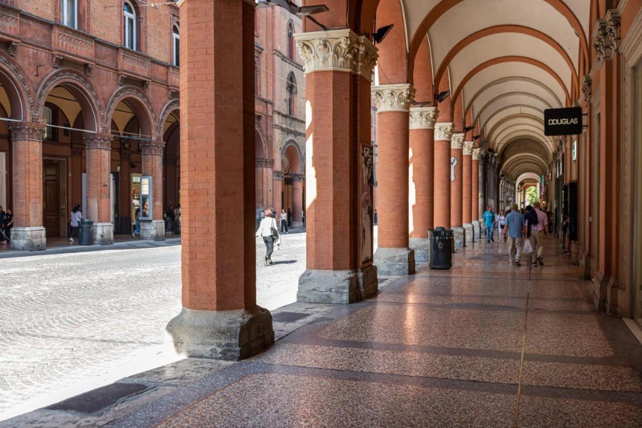 Piazza Nettuno Rooms Bolonia Zewnętrze zdjęcie