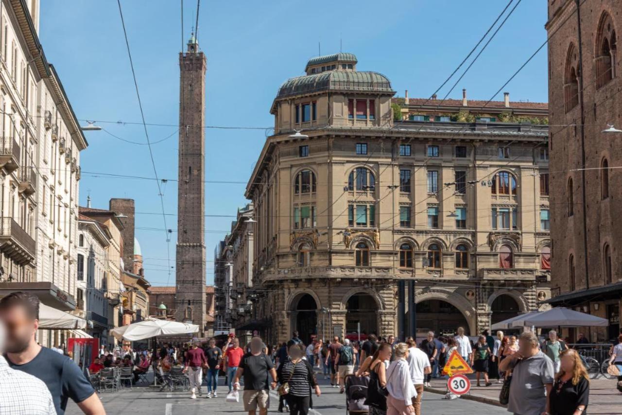 Piazza Nettuno Rooms Bolonia Zewnętrze zdjęcie